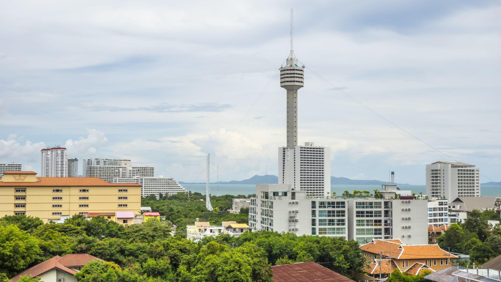 Unique Regency Pattaya Hotel Exterior photo